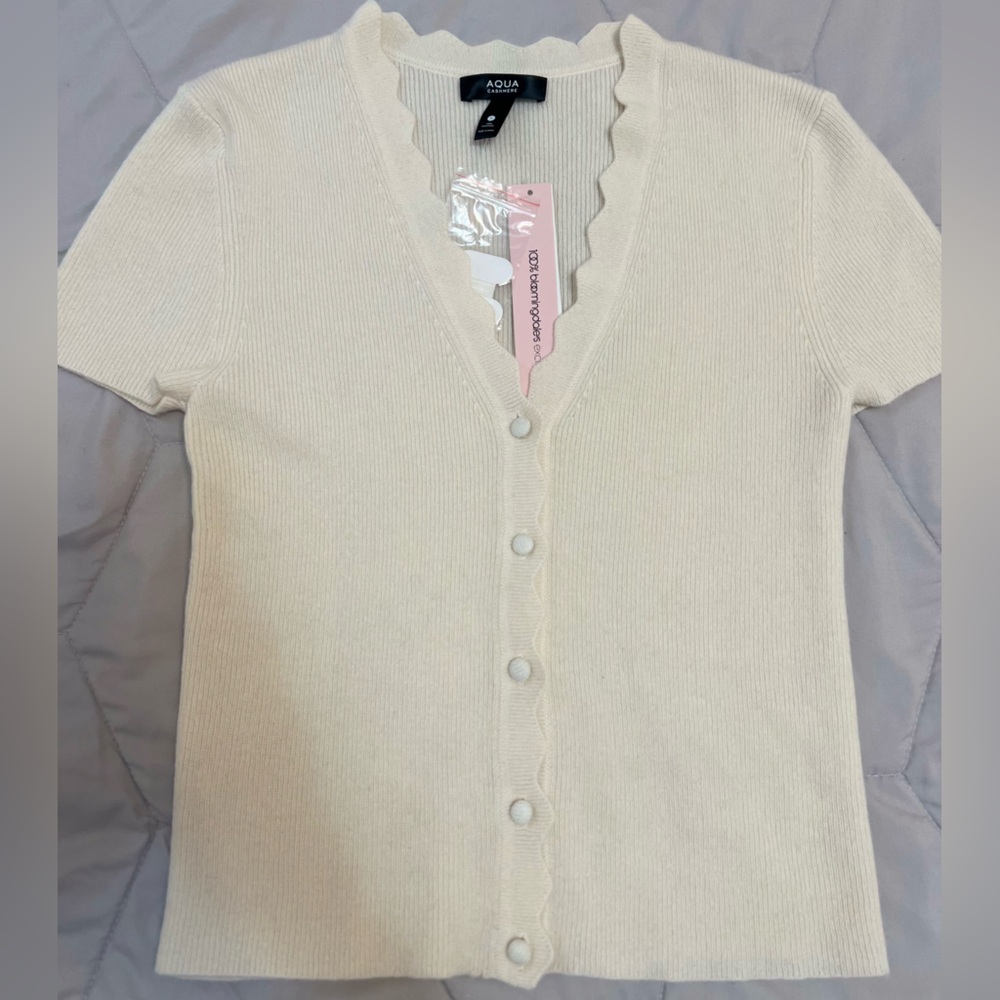 Aqua 100% Cashmere Scalloped Ivory  Short Sleeve
Cardigan  ,size S ,NWT